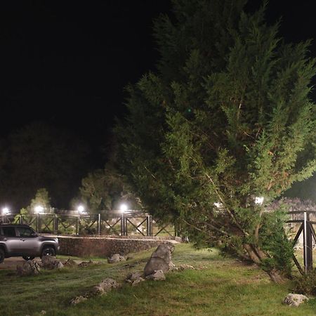 Mont Valley Boutique Chalets Arakhova Eksteriør bilde