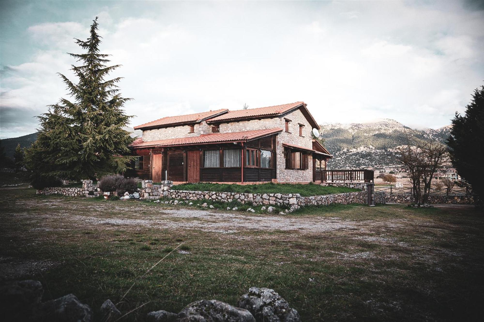 Mont Valley Boutique Chalets Arakhova Eksteriør bilde